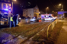 Potrącenie na Bema: pieszy wbiegł wprost pod opla