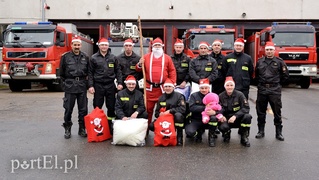 Dziewczynka, która skradła strażackie serca