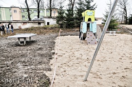 Plac zabaw w błocie