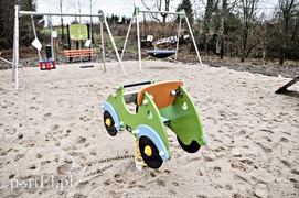 Plac zabaw w błocie