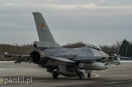 Belgowie już przylecieli F-16