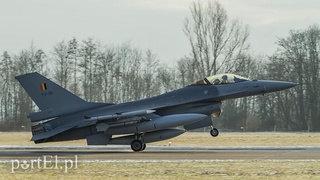 Belgowie już przylecieli F-16