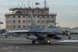 Belgowie już przylecieli F-16