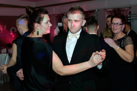 Tak wyglądała studniówka w Zespole Szkół Gospodarczych Tak wyglądała studniówka w Zespole Szkół Gospodarczych