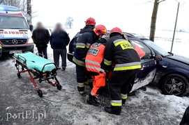 Wypadek na śliskiej drodze nr 509