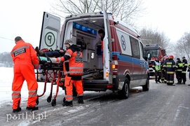 Wypadek na śliskiej drodze nr 509