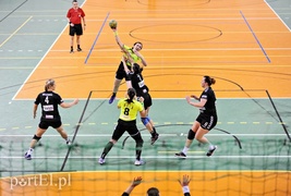 Porażka Startu z mistrzem Polski (piłka ręczna)
