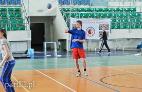 Dzieci zabijają nudę na sportowo