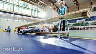 Dzieci zabijają nudę na sportowo