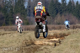 Błoto po kolana, piasek w zębach i adrenalina, która dodaje skrzydeł