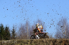 Błoto po kolana, piasek w zębach i adrenalina, która dodaje skrzydeł