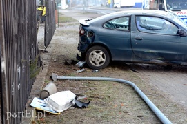 Demolka na Stawidłowej. Kierowca pod wpływem alkoholu