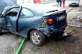 Demolka na Stawidłowej. Kierowca pod wpływem alkoholu