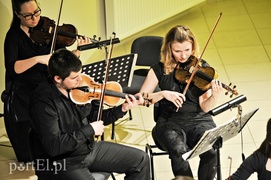 Wirtuoz skrzypiec i muzyka mistrzów