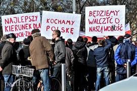 Korwin-Mikke: W kilka dni można zlikwidować bezrobocie