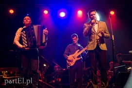 Muzyczna podróż z Marcinem Wyrostkiem