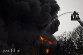 Świece poszły z dymem, milionowe straty (aktualizacja)