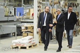 Rodzina Wójcików otworzyła kolejną fabrykę mebli