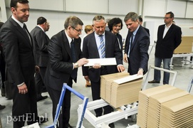 Rodzina Wójcików otworzyła kolejną fabrykę mebli