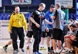 Meblarze II rozgromili rywala (piłka ręczna)