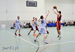 Atrakcyjne Klemensy mistrzami pod koszem