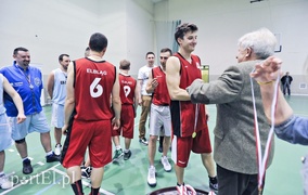 Atrakcyjne Klemensy mistrzami pod koszem