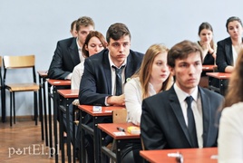 Maturzyści, do piór!