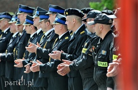 Po prostu wykonują swoją pracę, świętują raz do roku