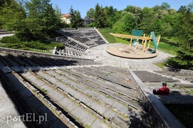 Inspektorzy ocenią, jak bardzo amfiteatr się sypie