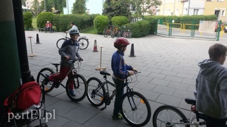 Wesoły rodzinny festyn w SP 19