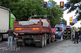 Ciężarówka nie wyhamowała, chłopiec w szpitalu