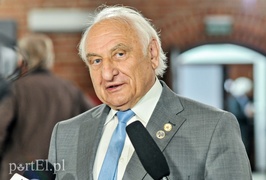 Zamek Wysoki przyjechał z Niemiec