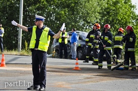 Tir uderzył w osobówkę