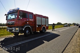 Płonący samochód na dawnej \"siódemce\"