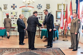 Dla żołnierza sztandar to wielki honor