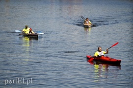 Kajakarze opanowali rzekę