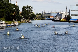 Kajakarze opanowali rzekę