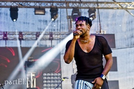 Wybuchowa mieszanka, czyli Cleo, Wata i Hey