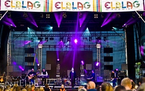 Wybuchowa mieszanka, czyli Cleo, Wata i Hey