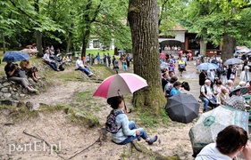 Fakiry: było deszczowo i biesiadnie Fakiry: było deszczowo i biesiadnie