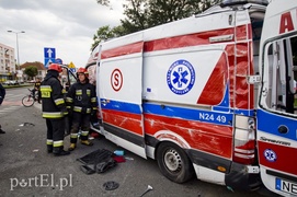 Wypadek karetki na 12 Lutego. Jedna osoba nie żyje, trzy w ciężkim stanie trafiły do szpitala