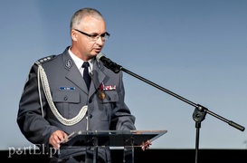 Do nowej komendy droga daleka