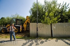 Znika dziura wstydu naprzeciwko ratusza
