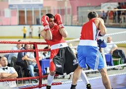 Kontra zdominowała ring