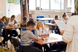 Dla kogo \"kłótnia\" i \"chichot\" to nie problem?