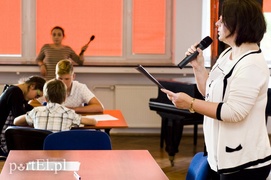Dla kogo \"kłótnia\" i \"chichot\" to nie problem?