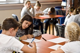 Dla kogo \"kłótnia\" i \"chichot\" to nie problem?