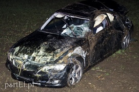 Dachowanie w BMW, wszyscy byli pijani