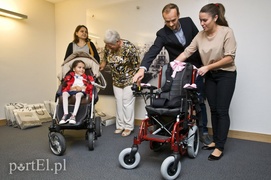 Rotarianie z pomocą małej Angelice