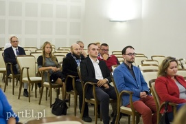 Ta gra opłaca się obu stronom